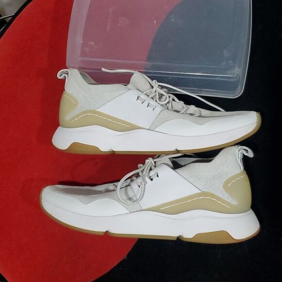 Cole Haan Zero Grand All Day Trainer in White & Beige Size 9 - Picture 4 of 13